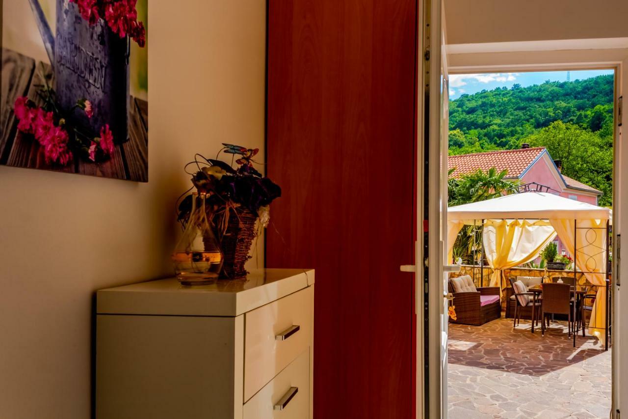 Comfortable Apartment Near Opatija Matulji Exterior photo
